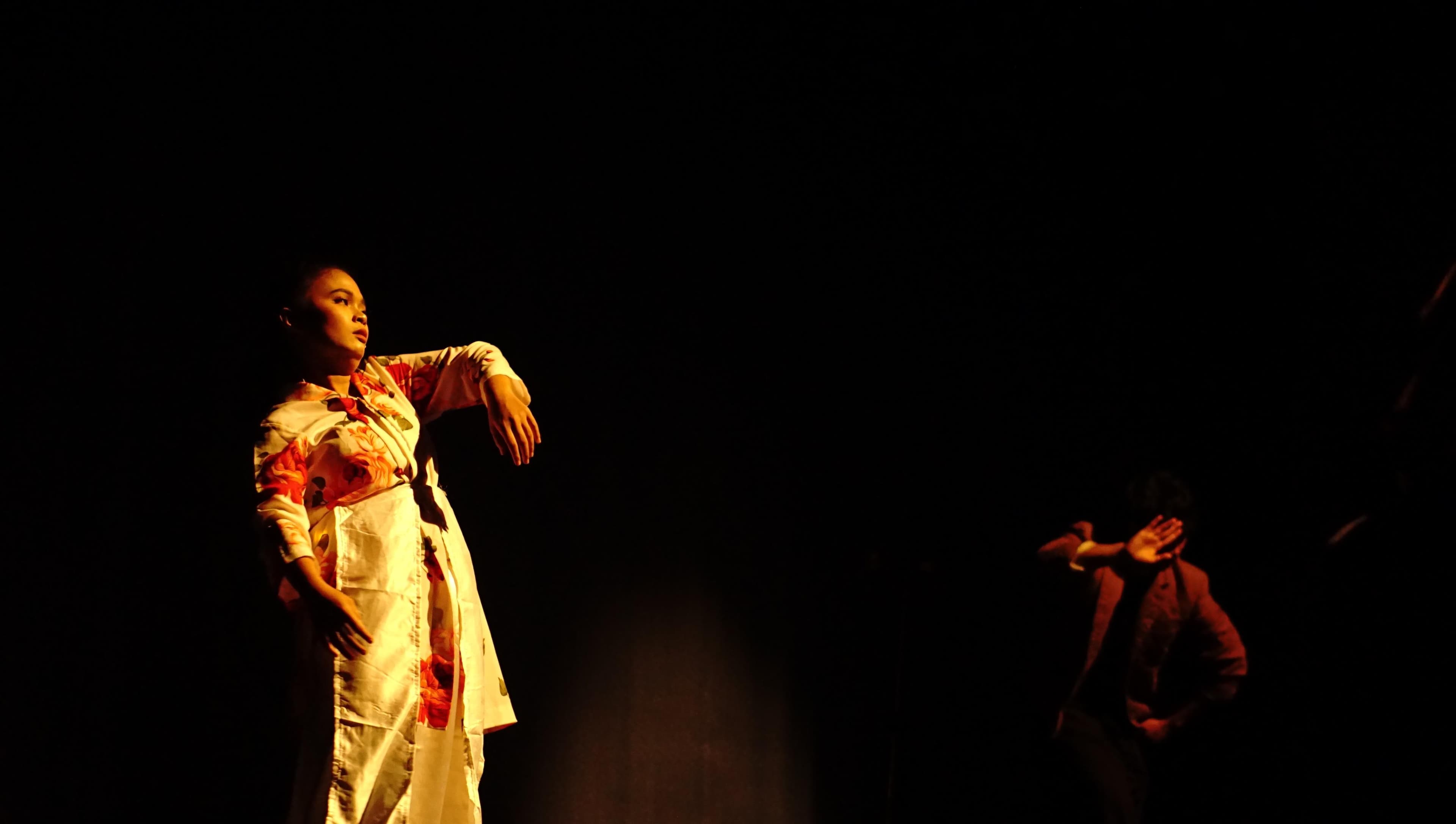 Yeni Wahyuni - Image 5