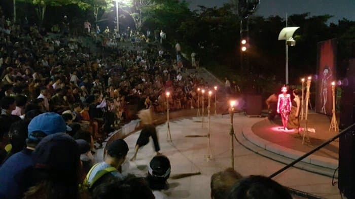 Stage Corner Community - Image 9